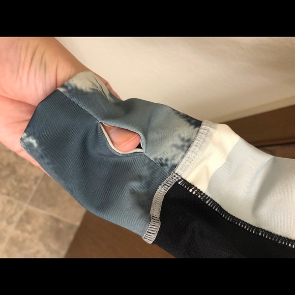 Icyzone Women’s Workout Track Jacket Activewear 1/2 zip running clothes size L - Picture 7 of 8